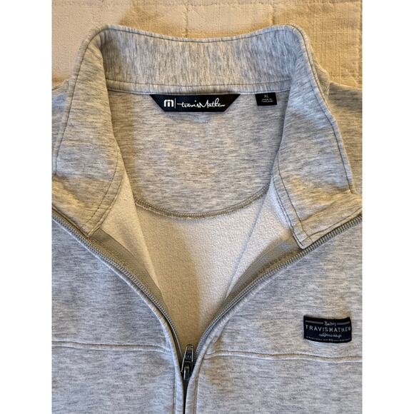 Men’s Travis Mathew Cash Out Golf Jacket
Size XL - Picture 4 of 4